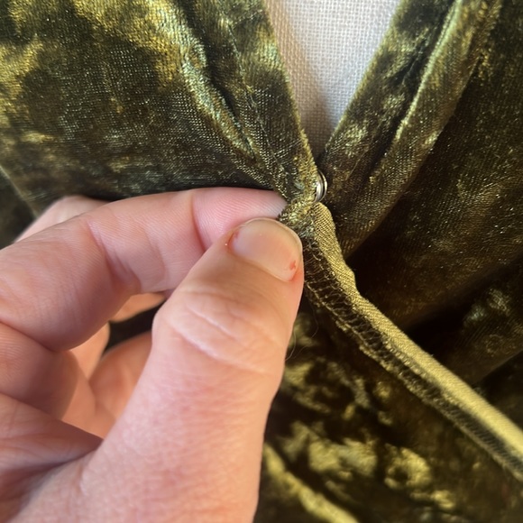 Alexia Admor Velvet Wrap Dress - Missing Belt! - Picture 5 of 12